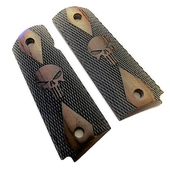 1911 Full-Size Rosewood Grips – Double Diamond Checkered Texture with Punisher Carving