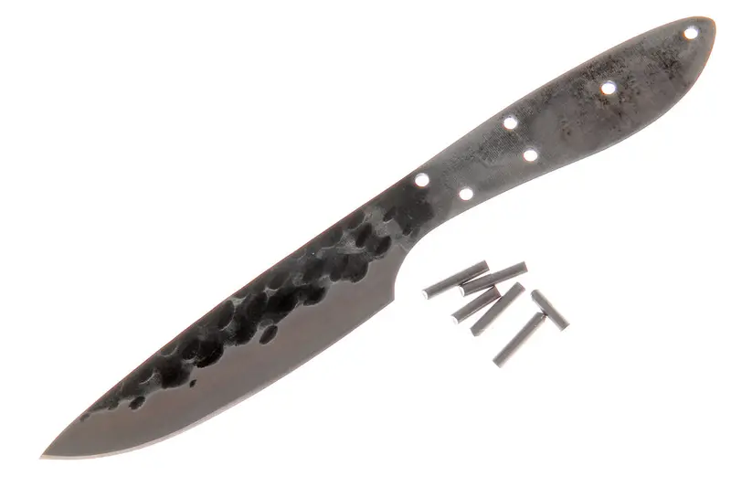 Black Jack Primitive Skinner – Hammered Finish with Included Pins