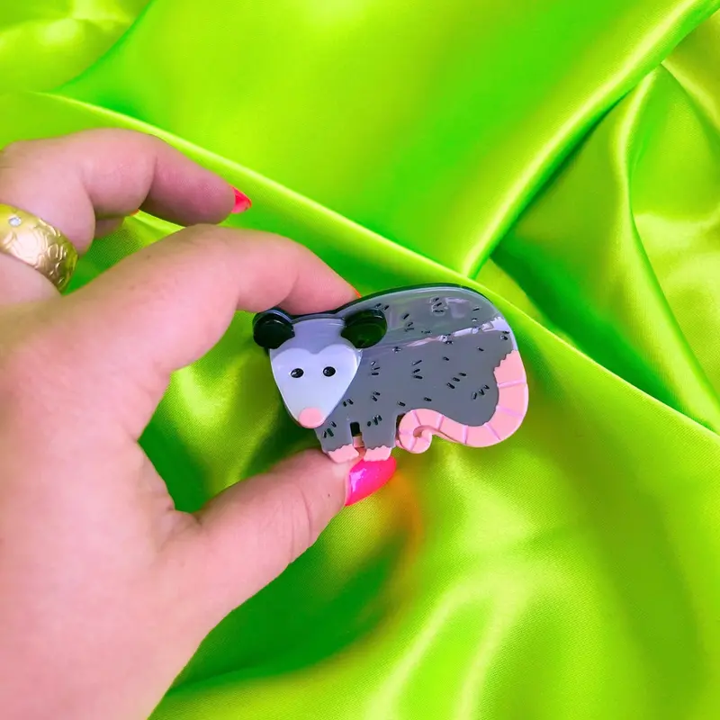 Mini Possum Hair Claw – Tiny Wildlife-Inspired Hair Accessory