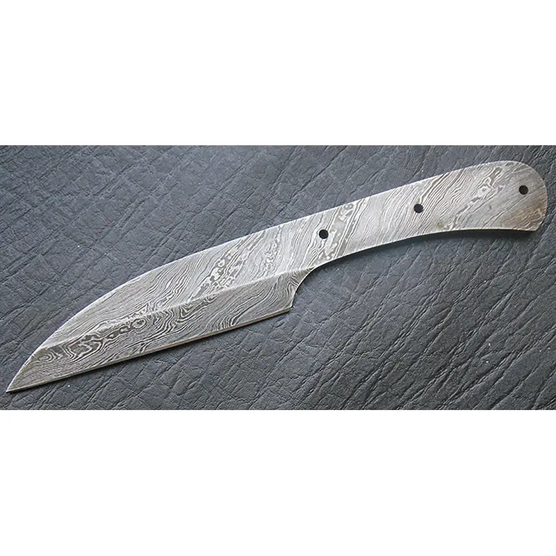 WoodWorld Damascus Wharncliffe Knife — 8″ Carbon Steel Blade with Twist Pattern